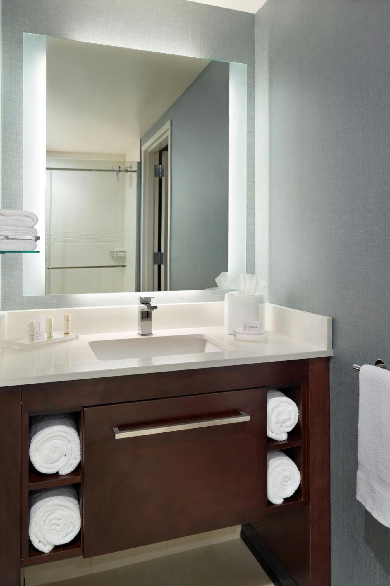 Residence Inn By Marriott Columbus Osu Экстерьер фото
